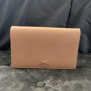 Gucci Marmont chain wallet NWOT